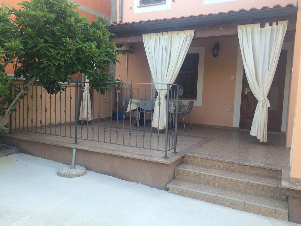Apartments Santos Vrsar Exterior photo